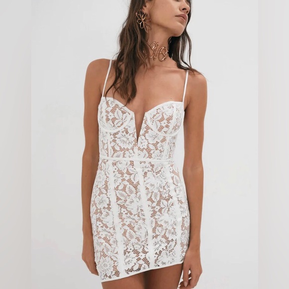 NWT $223 For Love and Lemons Julia Lace Mini Dress in size XS! - Picture 5 of 7
